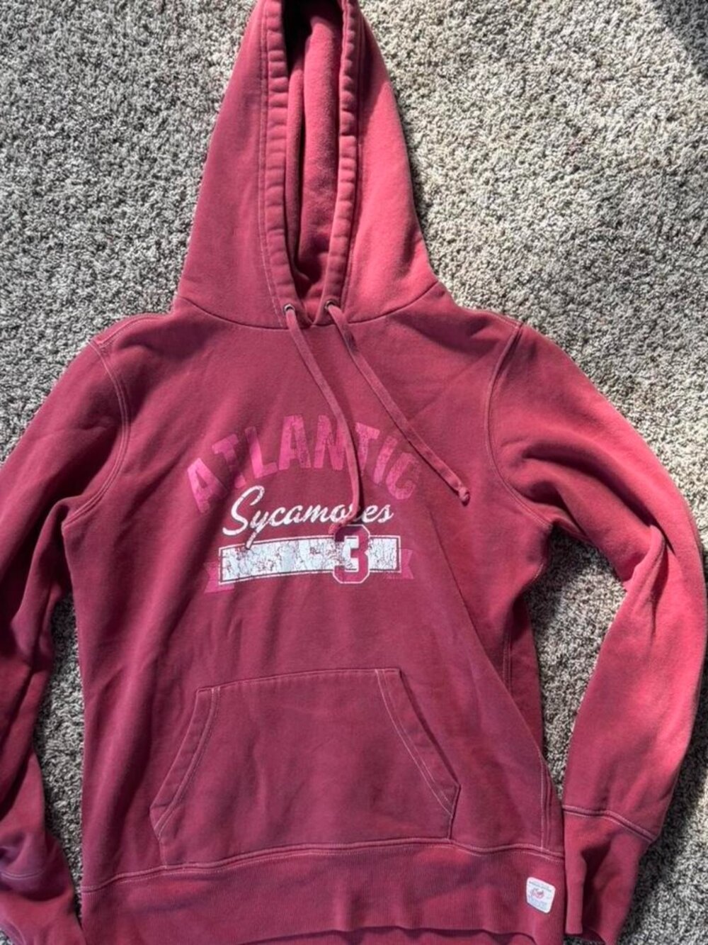 American Eagle Women's Burgundy and Red Hoodie